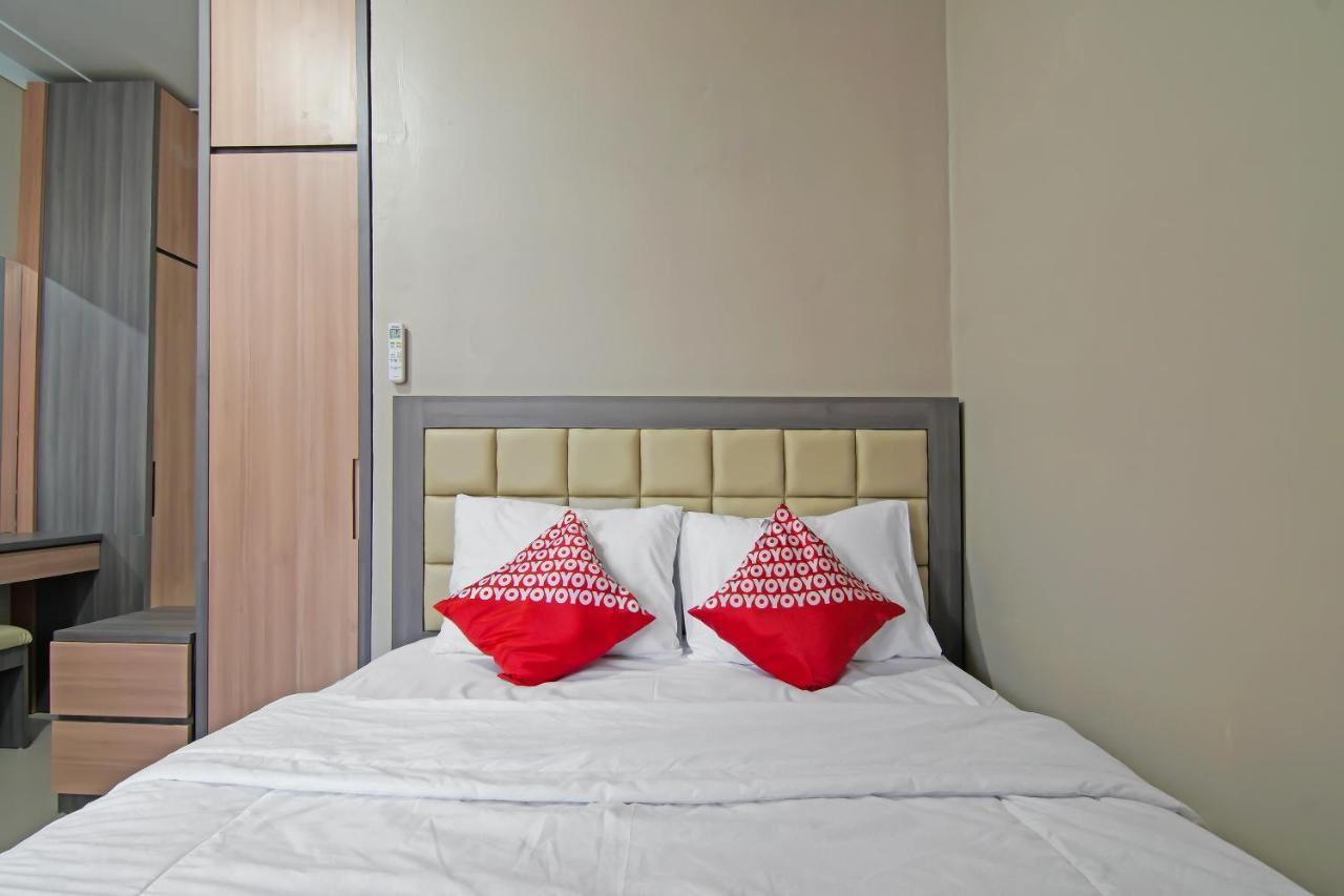 Oyo 91681 Raysa Homestay プカンバル エクステリア 写真